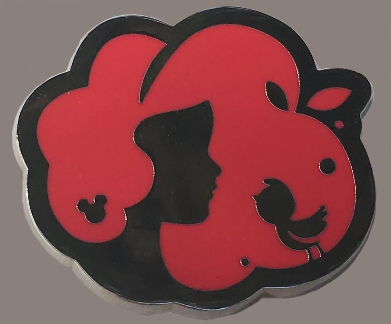 Hidden Mickey 2018 DLR - Silhouettes - Snow White front