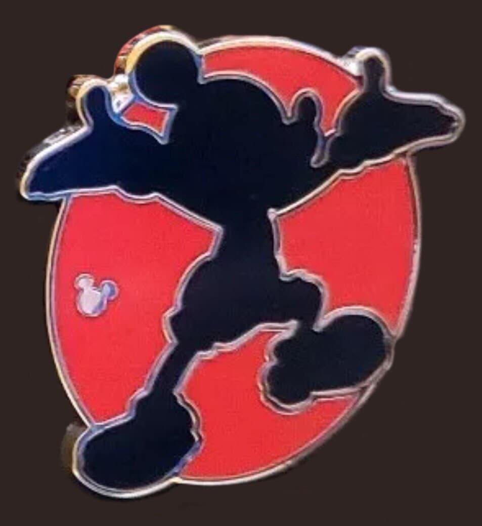 Hidden Mickey 2018 DLR - Mickey Silhouettes - Ta-Dah front