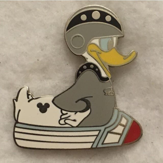 Hidden Mickey 2007 WDW - Donald Duck - Space Mountain front