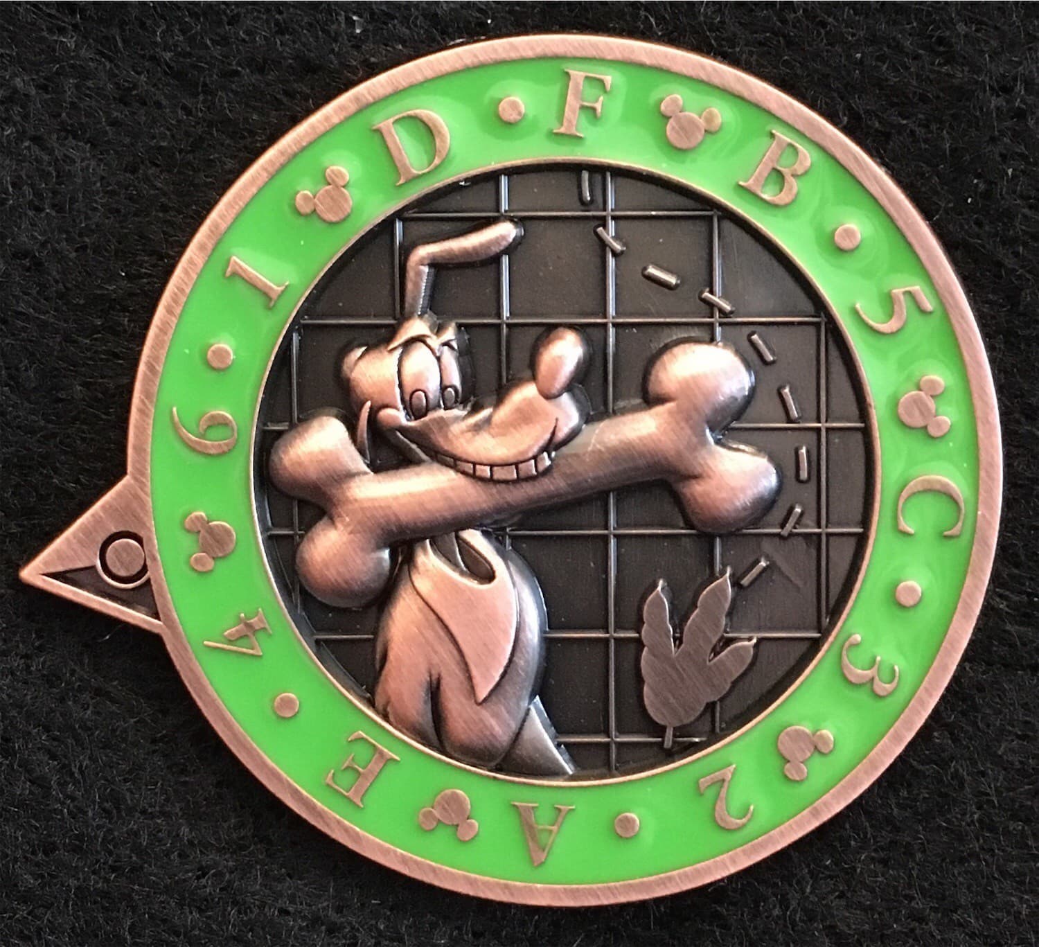 PinQuest - Animal Kingdom 2018 - Pluto front