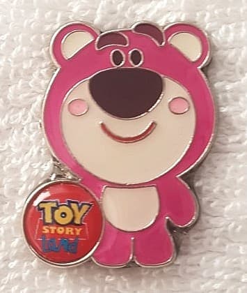 Toy Story Land Cute Booster Set - Lotso front