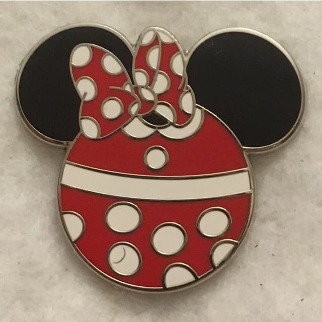 Mickey Mouse Icon Mystery Set - Minnie Mouse front