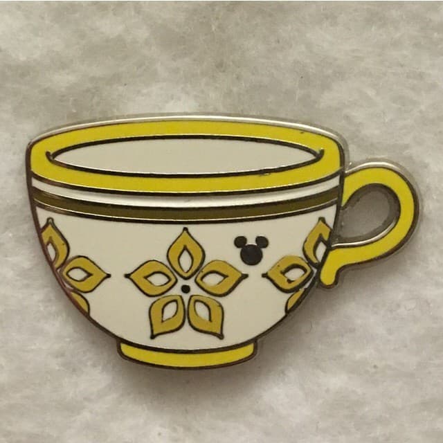 Hidden Mickey 2015 DLR - Teacups - Yellow front