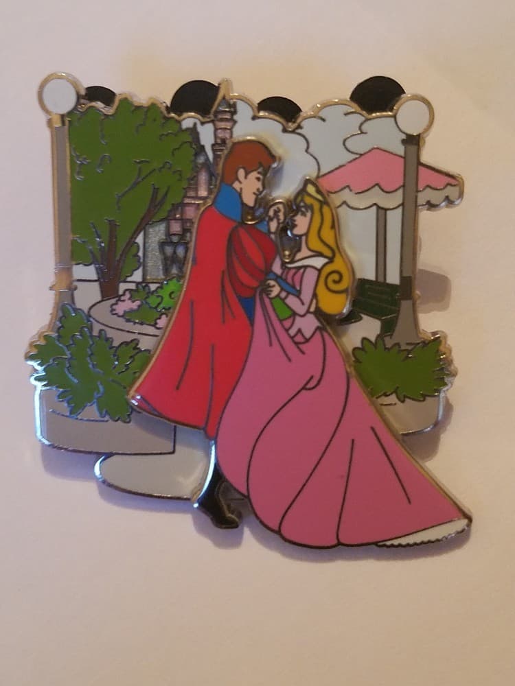 Disneyland Tiered Collection - Sleeping Beauty Castle Courtyard front