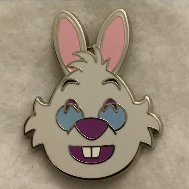 Emoji Blitz Booster Set - Alice in Wonderland - White Rabbit Laughing front