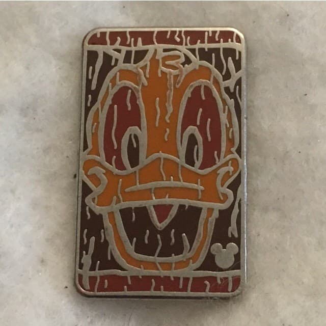 Hidden Mickey 2014 DLR - Tiki Faces - Donald Duck front