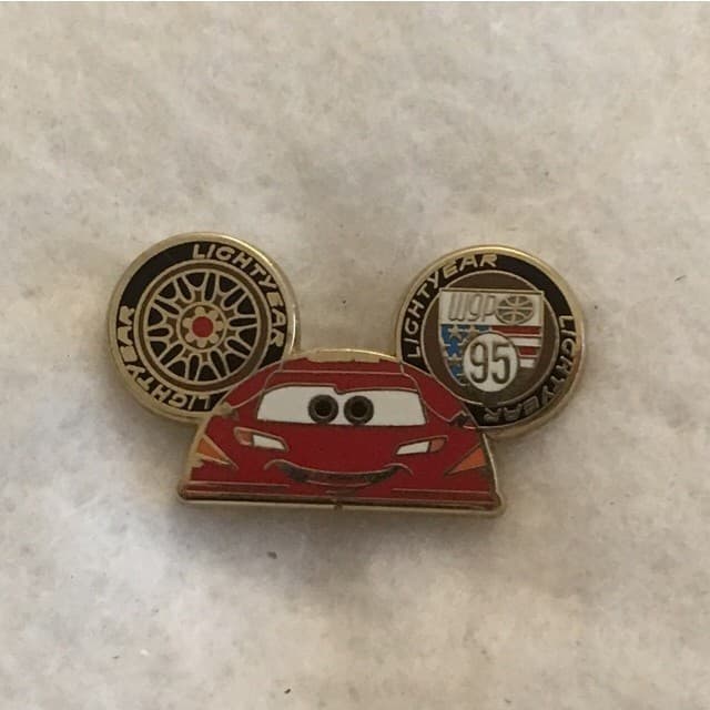 Character Ear Hat Mystery Set 1 - Lightning McQueen front