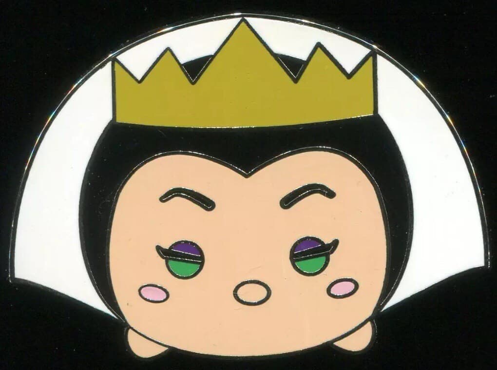 Tsum Tsum Villains Mystery Set - The Evil Queen front