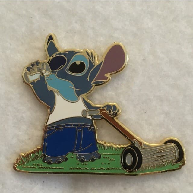 Stitch Working in the Yard front