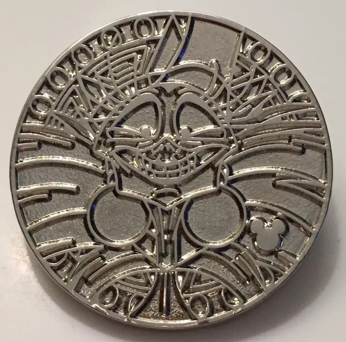 Hidden Mickey 2018 DLR - The Emperor’s New Groove - Yzma Chaser front