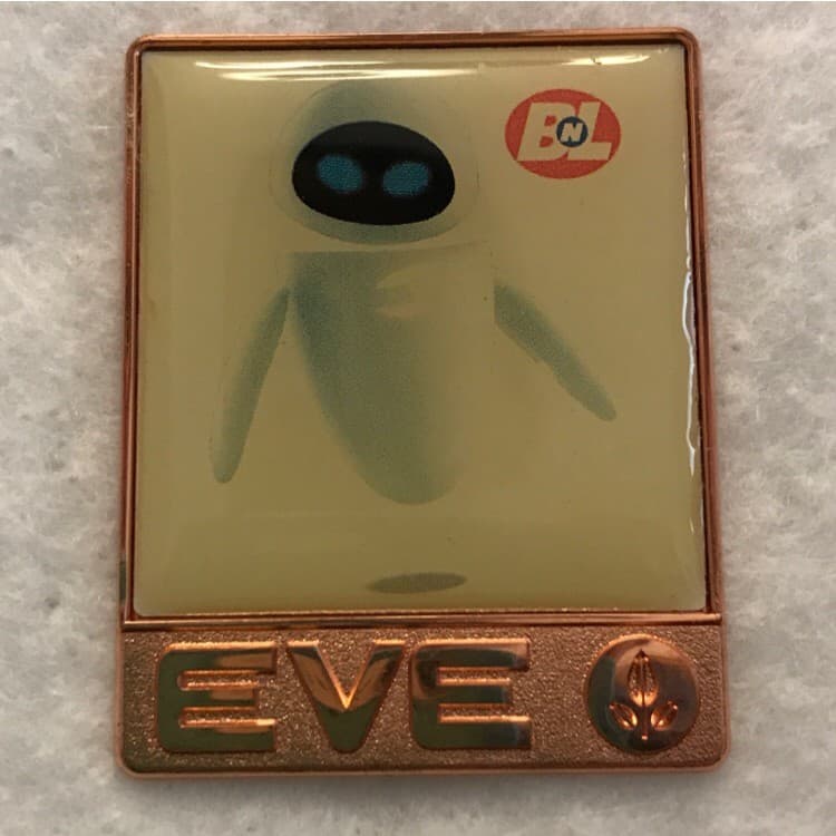 Wall-E Photos - Eve front