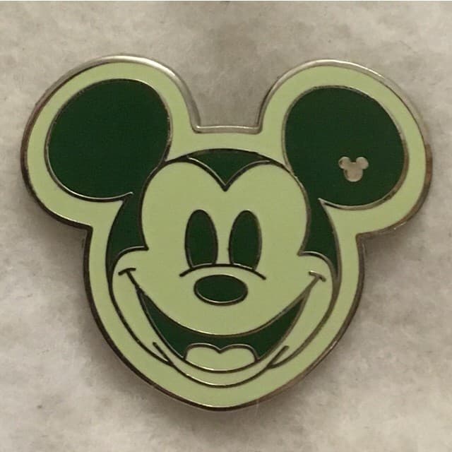 Hidden Mickey 2008 WDW - Colorful Mickeys - Green front
