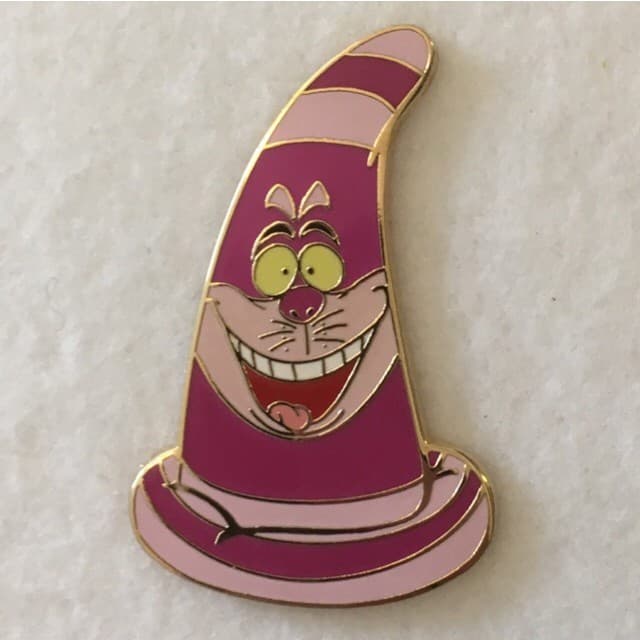 Sorcerer Hats Mystery Collection - Characters #4 - Cheshire Cat front