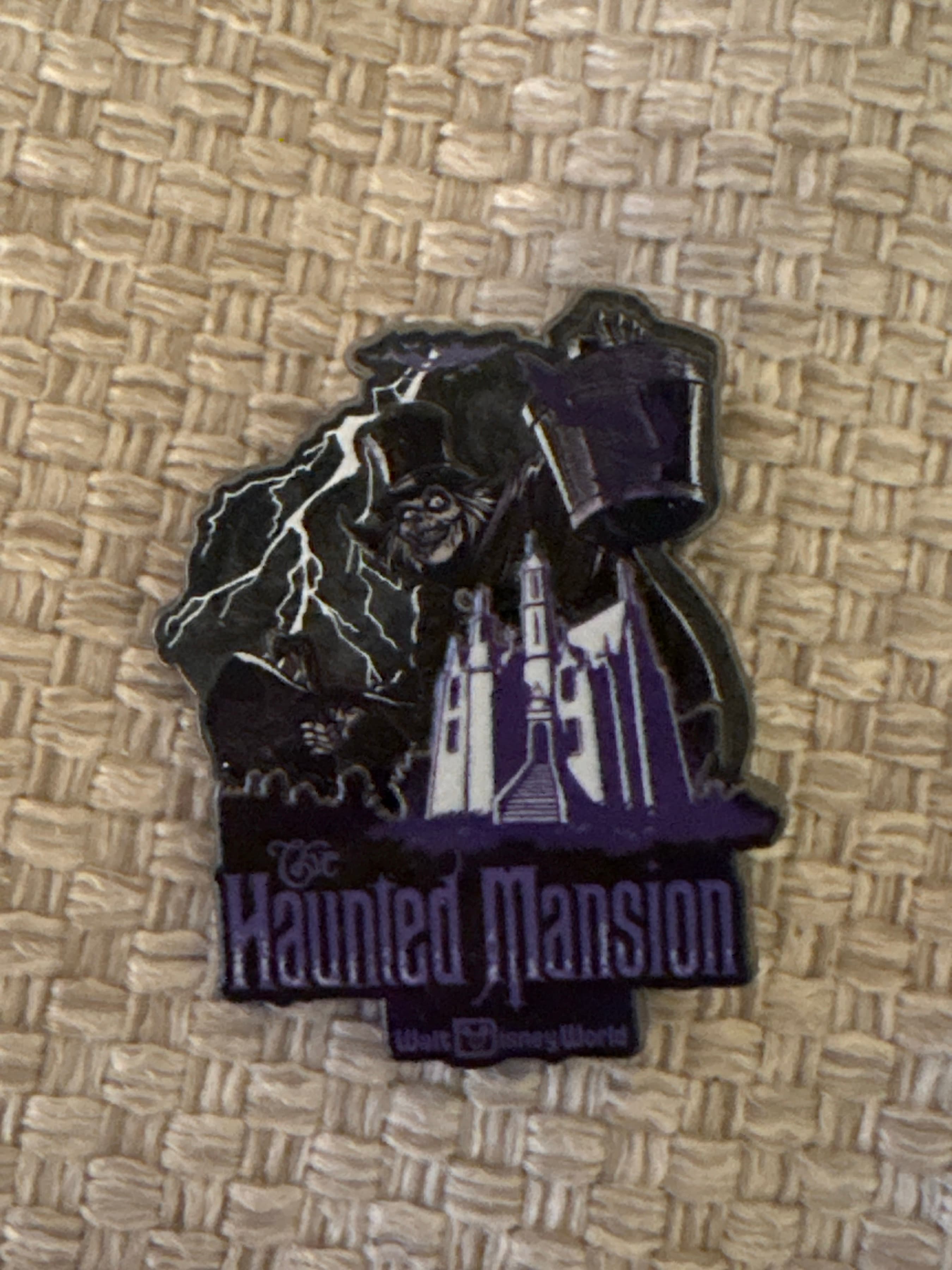 Hat Box Ghost and Haunted Mansion - Annual Passholder Exclusive front